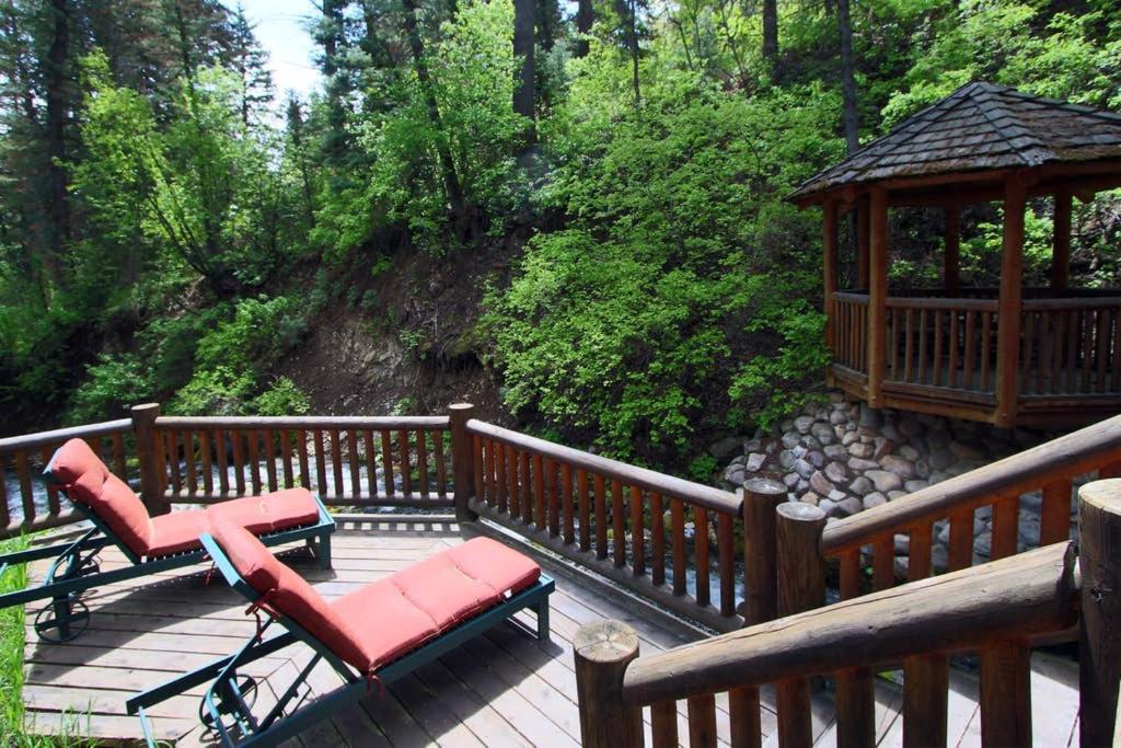 Log Cabin On The Stream Sundance, Utah Екстер'єр фото