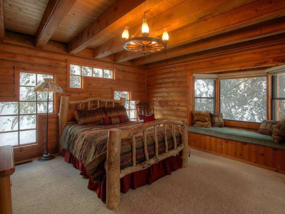 Log Cabin On The Stream Sundance, Utah Екстер'єр фото